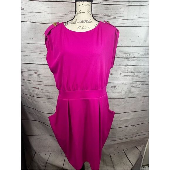 Karen Plus 1X magenta dress with buttons on shoulders - 2314‎ - Picture 1 of 3